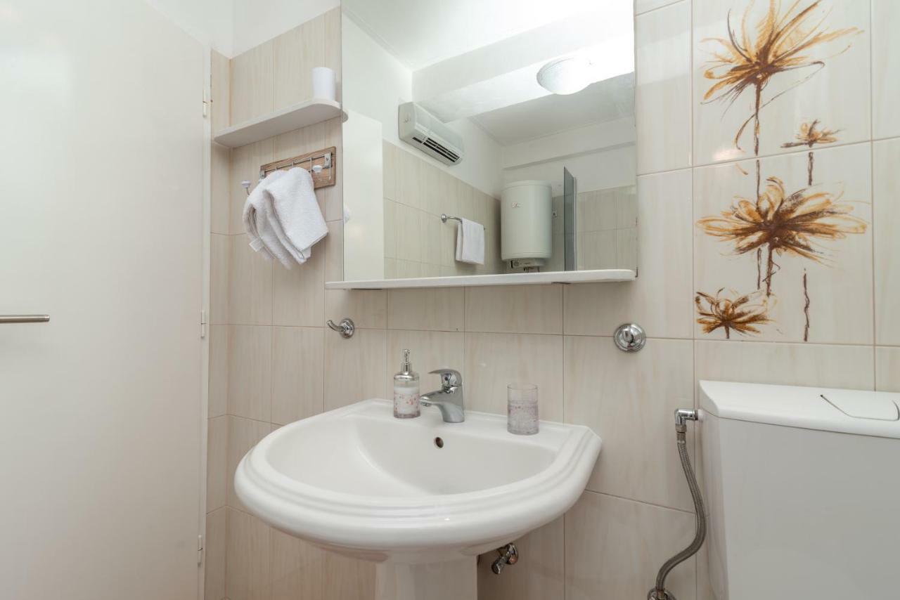 Apartment Dinka Traù Esterno foto
