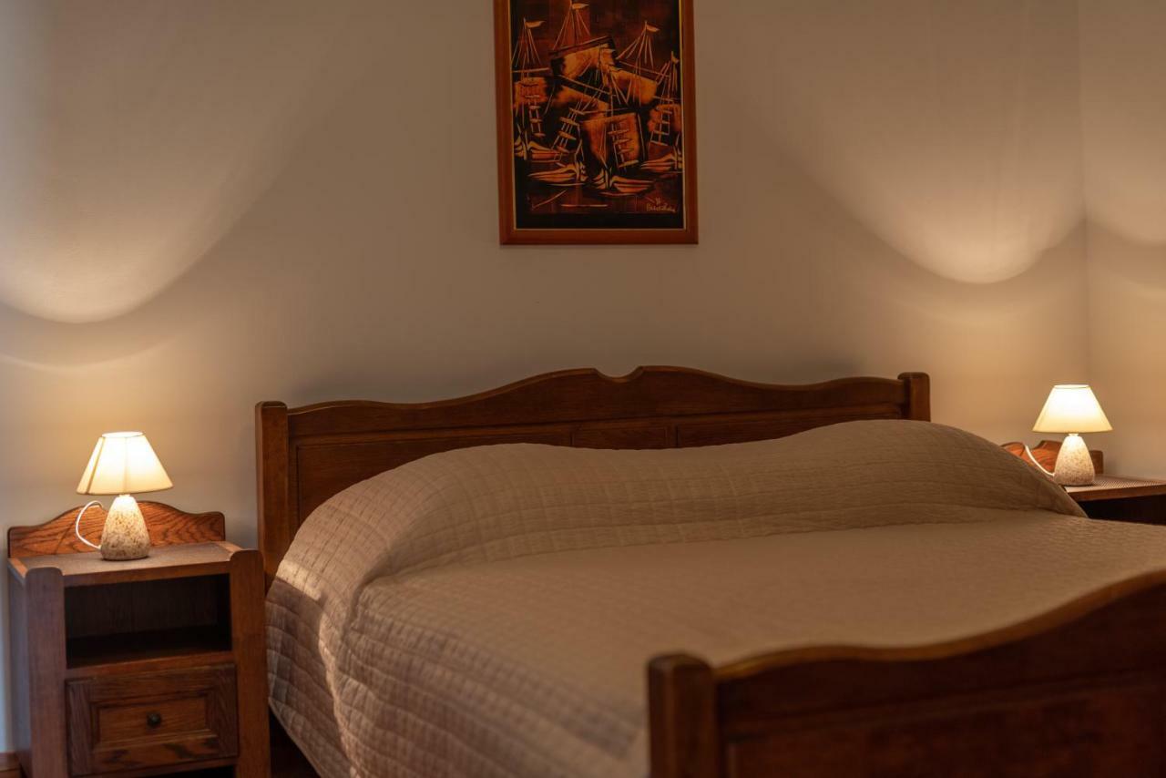 Apartment Dinka Traù Esterno foto