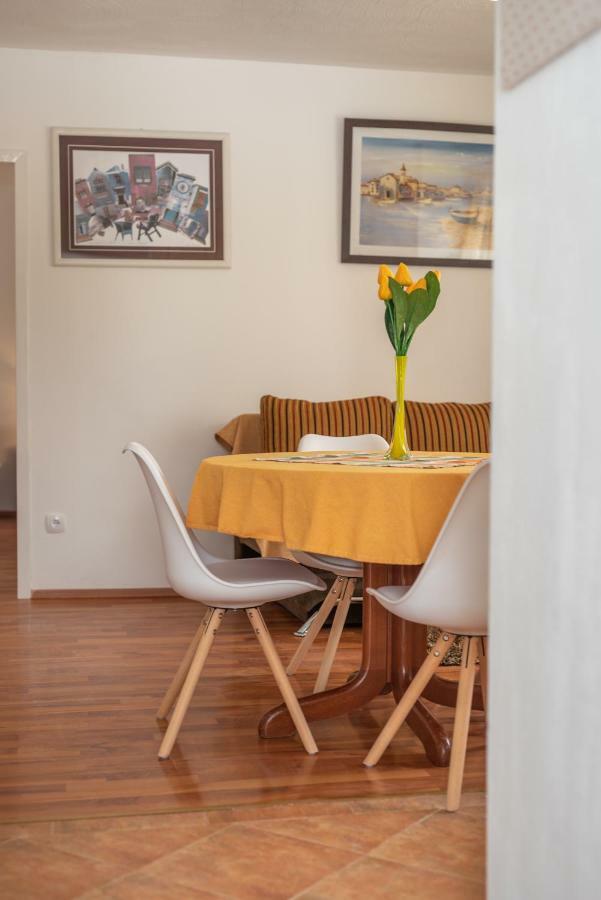 Apartment Dinka Traù Esterno foto