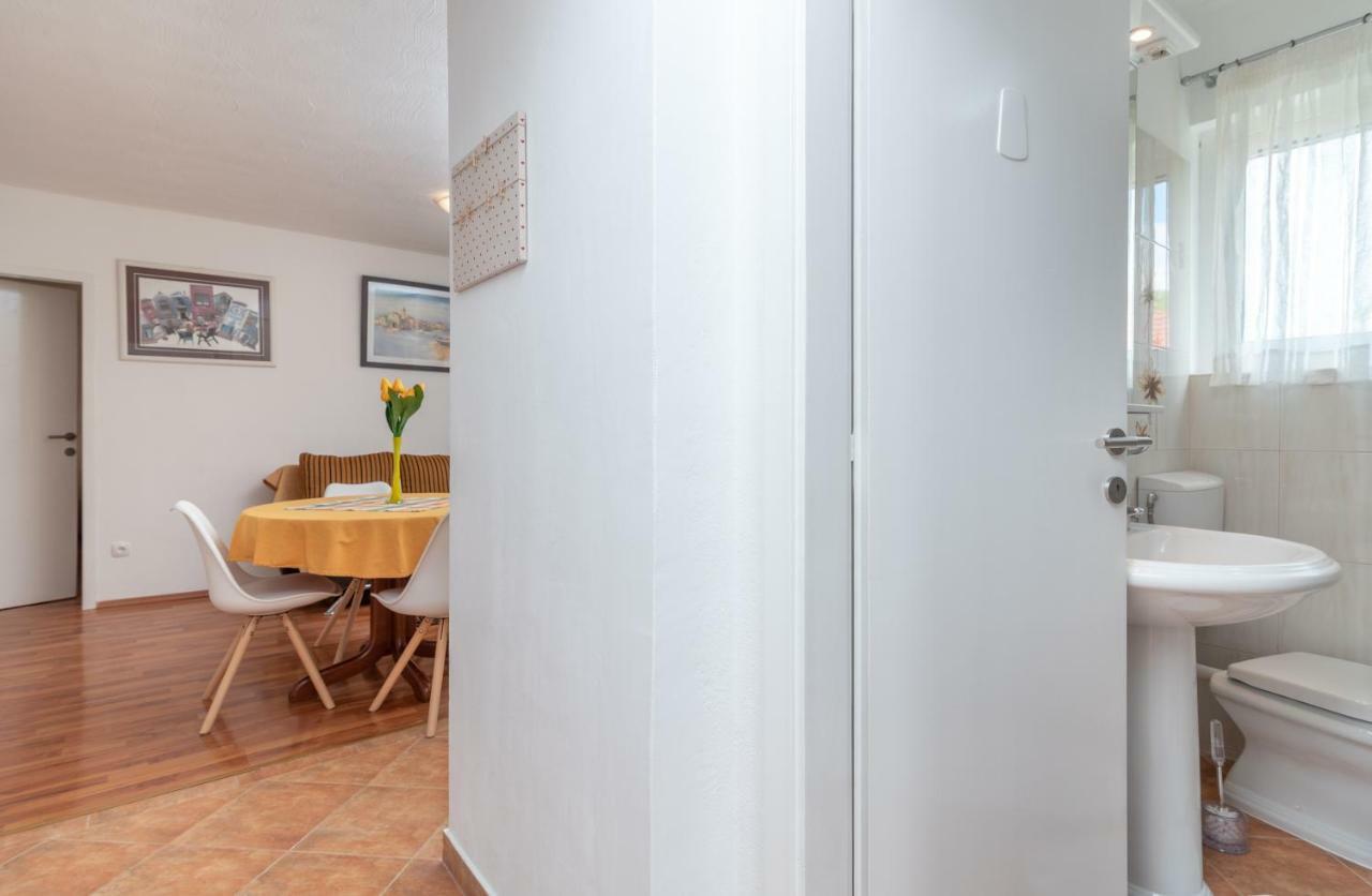 Apartment Dinka Traù Esterno foto