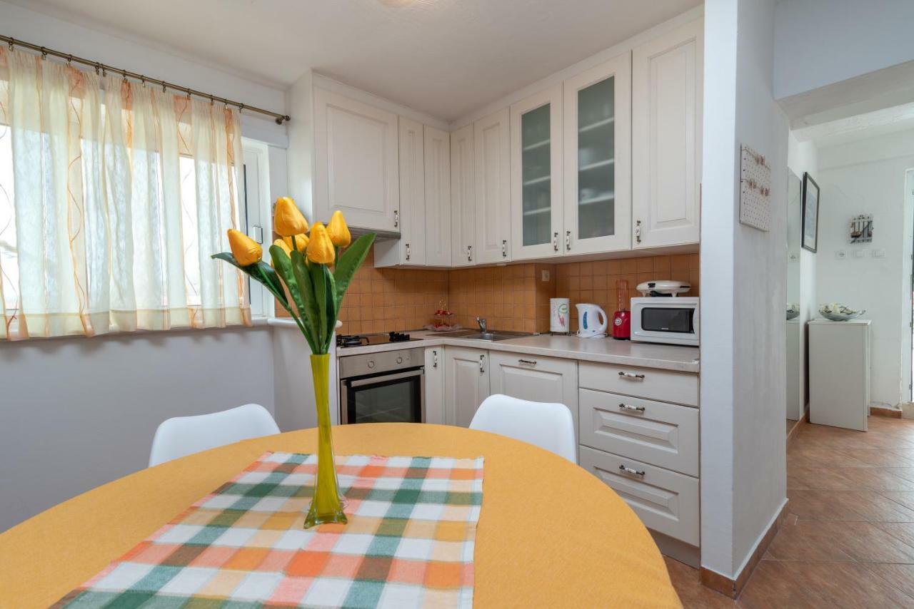 Apartment Dinka Traù Esterno foto