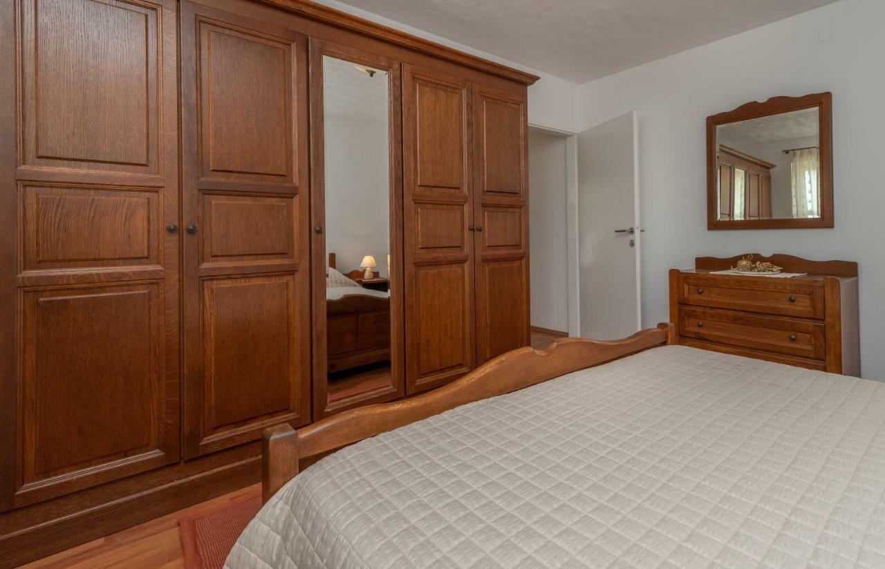 Apartment Dinka Traù Esterno foto