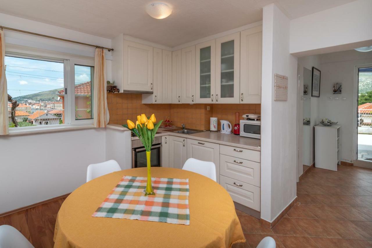 Apartment Dinka Traù Esterno foto